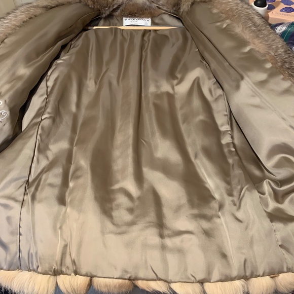 Tolchinsky’s Furs Crystal Fox Fur Coat sz M/L - Picture 7 of 9